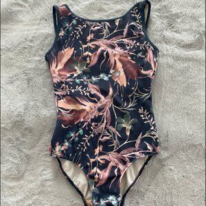 Eleve Leotard M style Poppy (low back)